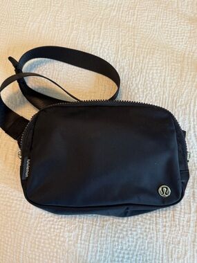 lululemon athletica Belt Bag